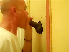 Big vieny bbc at homeade gloryhole