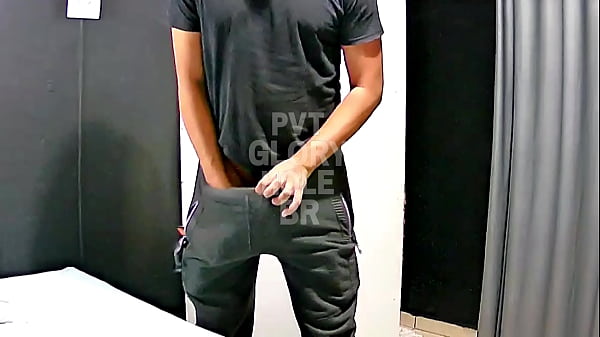 Hetero alto do pau uncut enorme veio conhecer o GH pela primeira vez… Convenci ele à tirar fotos e consegui mais uma gozada!!! (COMPLETO NO RED)