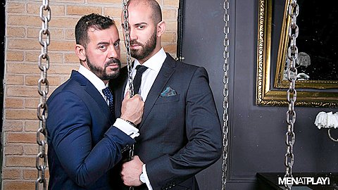 Cruising Glory Hole – MENatPLAY