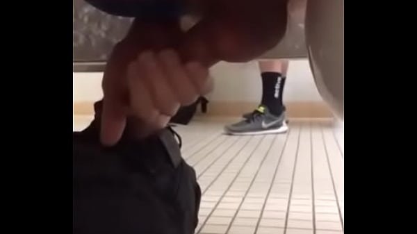 pegacao banheiro de shopping