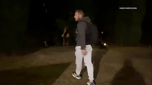 Night Cruising Bareback Barcelona City Center Facial Cumshot