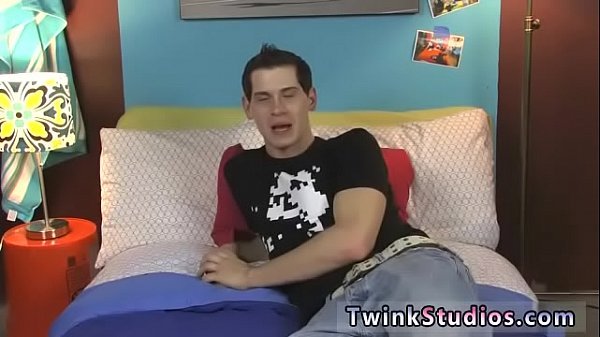 Twink dad sex pic  caught wanking cant stop has to cum gay