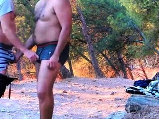 Amateur cruising in the woods