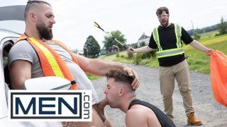 MEN – Trevor Brooks Pulls Over & Pretends To Have A Car Trouble So He Can Fuck With Chuck Conrad