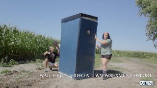 The Mens Room: Porta Pounder/ MEN / Theo Brady, Edward Terrant, Leo Louis, Jordan Lake